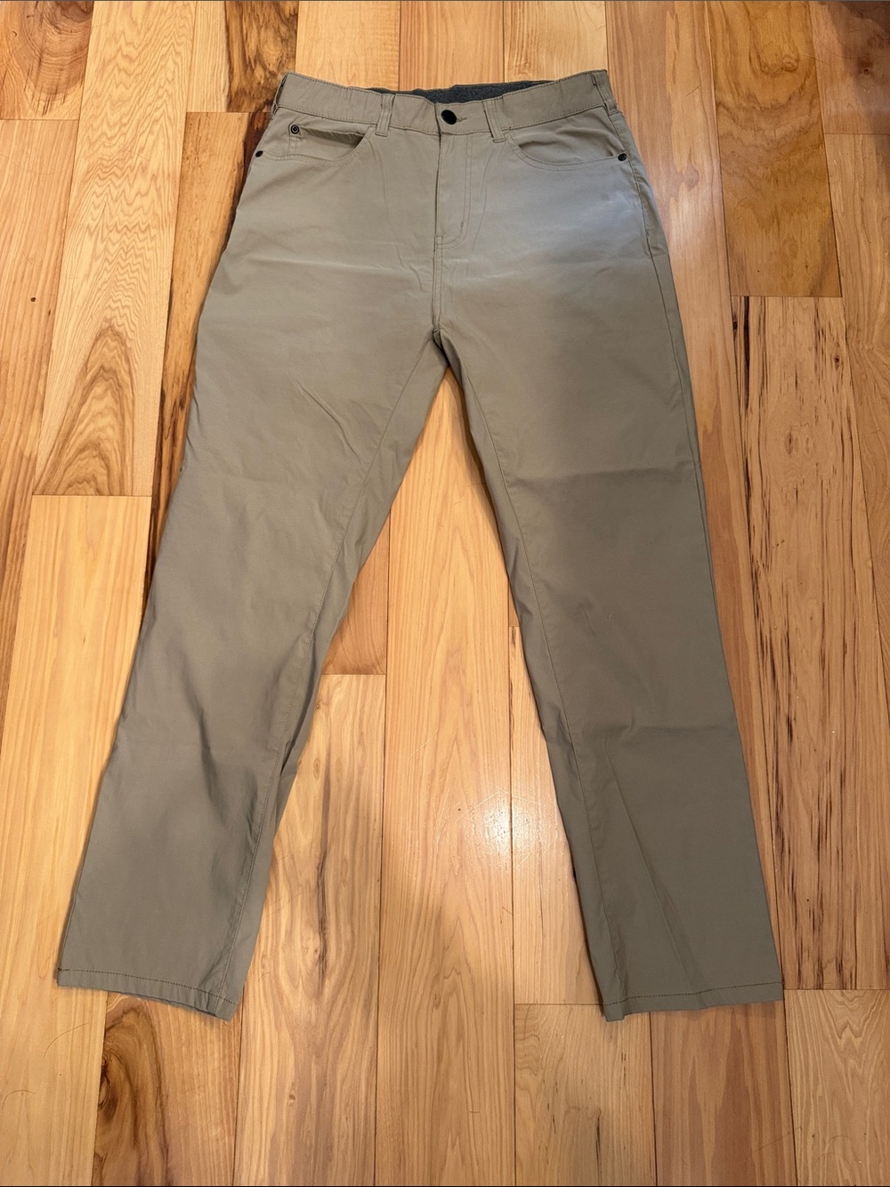 Men's Stretch Chino Pants in Khaki - Classic Straight Fit